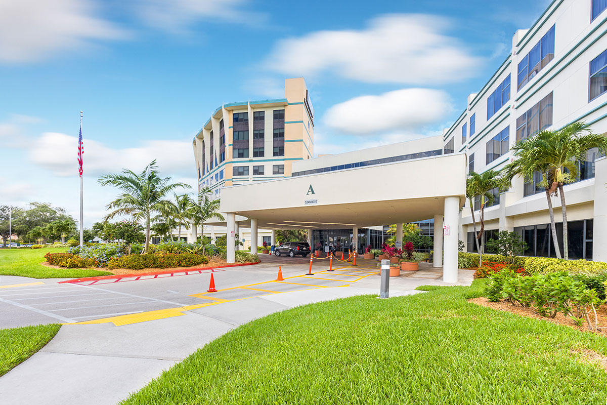 HealthPark Medical Center front door entrance