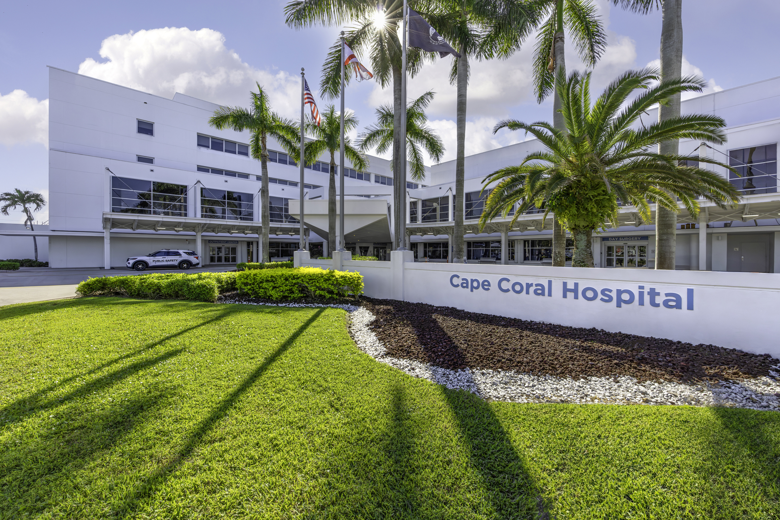 Cape Coral Hospital front exterior
