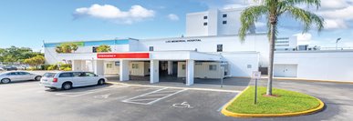 Entrance to Lee Memorial Hospital's Emergency Department
